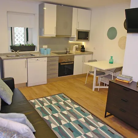 Apartment 4 *